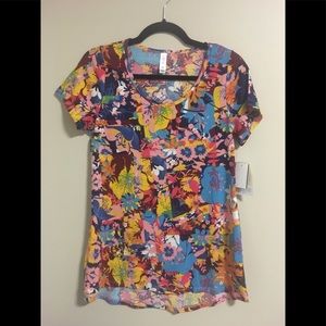 Lularoe Floral Classic t